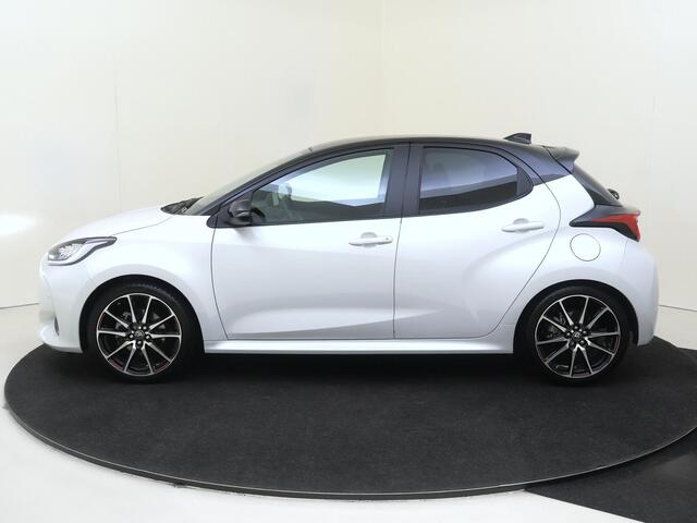 Toyota YARIS 1.5 Hybrid GR Sport | Navigatie | Panoramadak | Camera | 18" | CLimate control