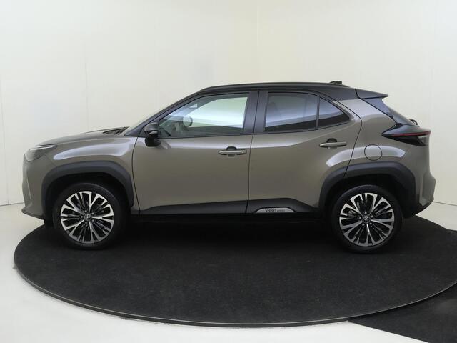 Toyota YARIS Cross 1.5 Hybrid Executive | Automaat | Navigatie| Achteruitrijcamera | Cruise & Climate Control| Voorstoelen Verwarmd