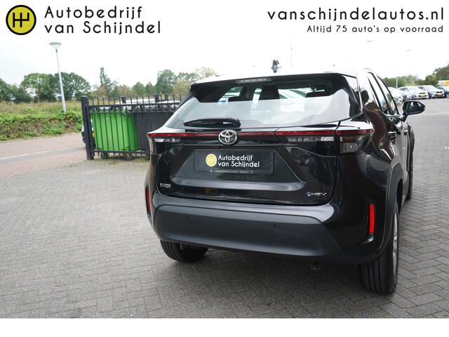Toyota YARIS Cross 1.5 HYBRID 115 BUSINESS DECEMBER 2024 CAMERA STOELVERWARMING ANDROID/APPLECARPLAY(NAVI) ECC AIRCO ADAPTIEVE CRUISE 16INCH LMV PDC V+A RIJSTROOKSENSOR BLUETOOTH ENZ...
