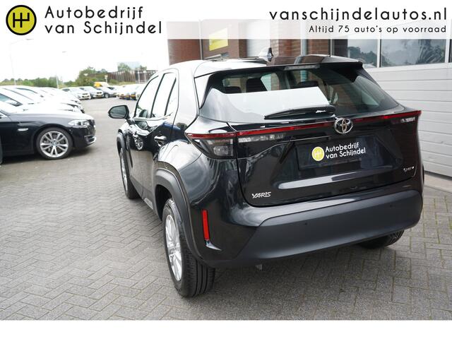 Toyota YARIS Cross 1.5 HYBRID 115 BUSINESS DECEMBER 2024 CAMERA STOELVERWARMING ANDROID/APPLECARPLAY(NAVI) ECC AIRCO ADAPTIEVE CRUISE 16INCH LMV PDC V+A RIJSTROOKSENSOR BLUETOOTH ENZ...