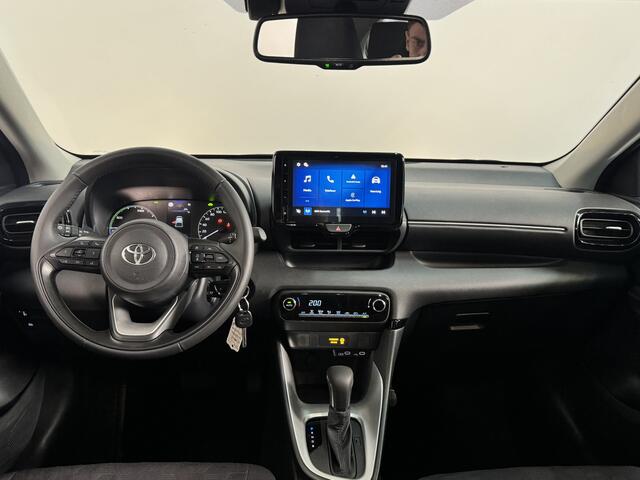 Toyota YARIS 1.5 Hybrid 115 Active | CarPlay | All Seasons | Nieuwe auto |