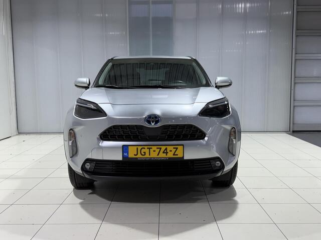 Toyota YARIS Cross 1.5 Hybrid Dynamic edition | Parkeersensoren voor + achter | 4seizoen banden | Privacy glass | Apple Carplay & Android Auto | Navigatie