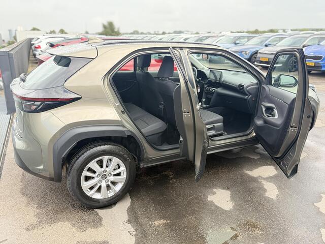 Toyota YARIS Cross 1.5 Hybrid 115 Active 3x div. kleuren beschikbaar, Nederlandse auto, Apple Carplay en/of Android auto navigatie, Achteruitrijcamera, Adaptieve cruise control, 1e eign.