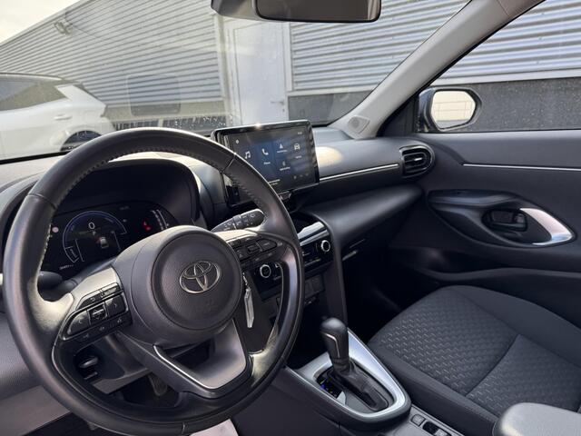 Toyota YARIS Cross 1.5 Hybrid 115 Active 3x div. kleuren beschikbaar, Nederlandse auto, Apple Carplay en/of Android auto navigatie, Achteruitrijcamera, Adaptieve cruise control, 1e eign.