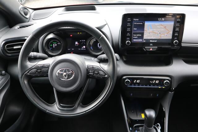 Toyota YARIS 1.5 Hybrid Launch Edition Bi-tone | JBL | Blindspot