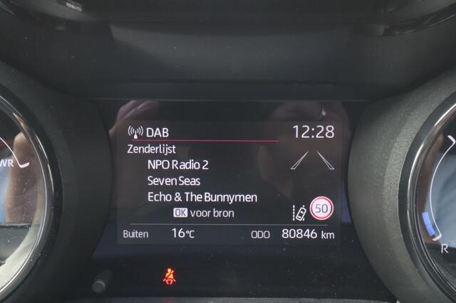 Toyota YARIS 1.5 Hybrid Launch Edition Bi-tone | JBL | Blindspot