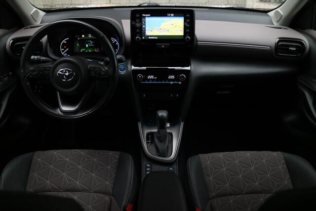 Toyota YARIS Cross 1.5 Hybrid Adventure | Automaat! | Carplay | Camera |
