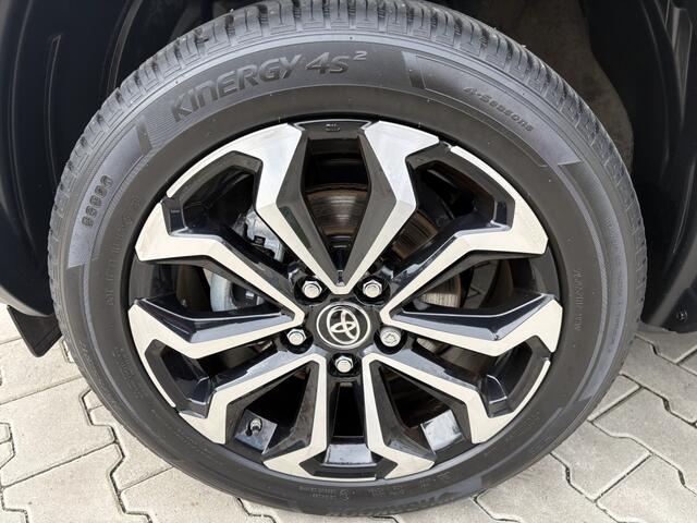 Toyota YARIS Cross 1.5 Hybrid 115 Dynamic | Blindspot | Parkeersensoren V+A