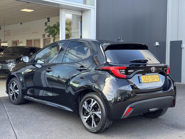 Toyota YARIS 1.5 Hybrid 115 Dynamic Incl. Comfort Pakket | Dodehoek detectie | Keyless | Stuurwielverwarming | Stoelverwarming