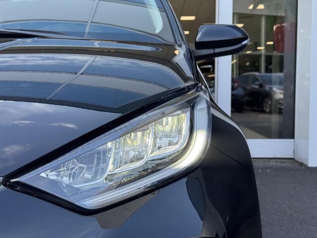 Toyota YARIS 1.5 Hybrid 115 Dynamic Incl. Comfort Pakket | Dodehoek detectie | Keyless | Stuurwielverwarming | Stoelverwarming
