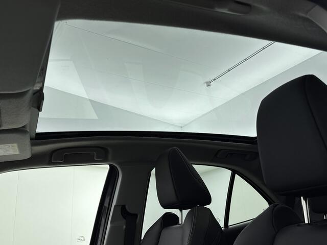 Toyota YARIS Cross 1.5 Hybrid Dynamic | Panodak | Voorruit-Stuur-Stoelverwarming | Blindspot | Parkeersensoren V+A |