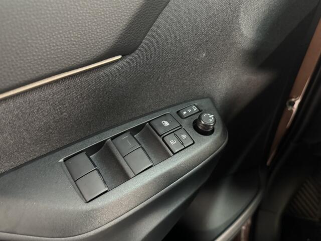 Toyota YARIS Cross 1.5 Hybrid 130 Executive | Premium Pack | JBL Audio | Head-up Display |