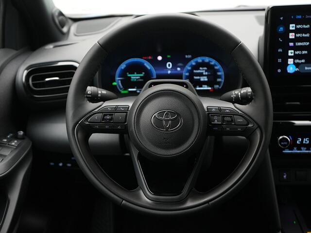 Toyota YARIS Cross 1.5 Hybrid 130 Executive | Premium Pack | Voorruit-Stuur-Stoelverwarming | HUD | JBL |
