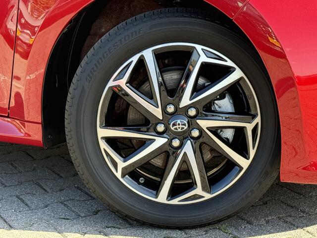 Toyota YARIS 1.5 Hybrid Team D | ACC | CarPlay | Camera | Keyless