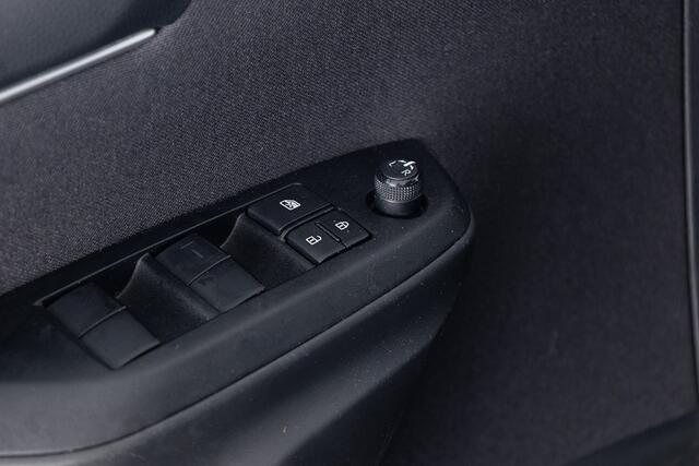 Toyota YARIS 1.5 Hybrid 115 Active Automaat | CARPLAY | LM VELGEN | ADAPT. CRUISE |? 1e Eigenaar