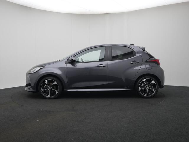 Toyota YARIS 1.5 Hybrid 130 Executive | Parkeersensoren V+A | Blindspot | Stuur-Stoelverwarming |