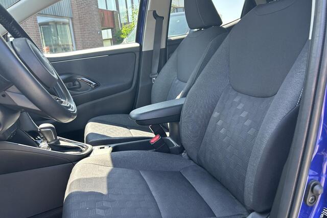 Toyota YARIS 1.5 Hybrid 115 First Edition, LM-velgen, Adaptieve cruise control, Apple Carplay/Android Auto, Camera!