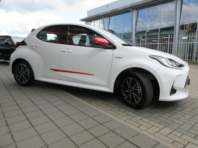 Toyota YARIS 1.5 Hybrid Dynamic Super mooie nette auto