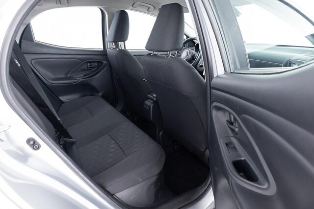 Toyota YARIS 1.5 Hybrid Active Automaat | CARPLAY | LM VELGEN | ADAPT. CRUISE |? 1e Eigenaar