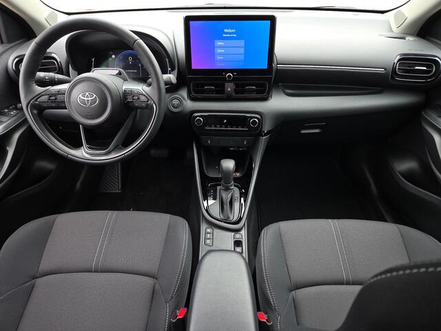 Toyota YARIS 1.5 Hybrid 115 Dynamic + Comfort Pack | Voorraadpremie | Nieuwe auto | Direct uit voorraad leverbaar |