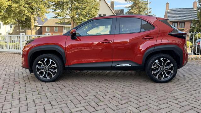 Toyota YARIS Cross 1.5 Hybrid Dynamic | Trekhaak | Toyota onderhouden |