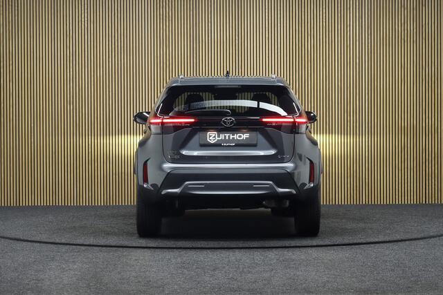 Toyota YARIS Cross 1.5 Hybrid 130 Executive | Adaptive-cruise | Camera | Clima | Navigatie | Stoel & Stuurverwarming | Elek. Achterklep | Apple Carplay & Android Auto | Parkeersensoren V+A | Keyless | Dodehoekdetectie