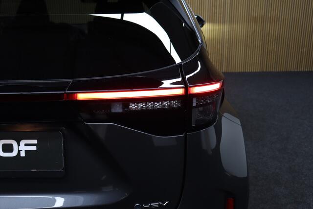Toyota YARIS Cross 1.5 Hybrid 130 Executive | Adaptive-cruise | Camera | Clima | Navigatie | Stoel & Stuurverwarming | Elek. Achterklep | Apple Carplay & Android Auto | Parkeersensoren V+A | Keyless | Dodehoekdetectie
