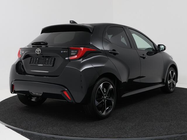 Toyota YARIS 1.5 Hybrid 130 Executive | Apple Carplay & Android Auto | Parkeercamera | * Actie Q3!