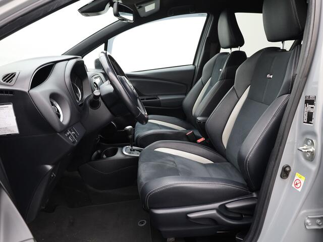 Toyota YARIS 1.5 Hybrid GR-Sport Prijs Rijklaar!!