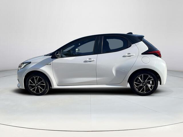 Toyota YARIS 1.5 Hybrid Style | All-in prijs | Automaat | Stoel/Stuurverwarming | Camera | HUD |