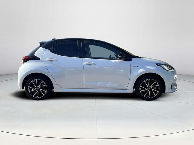 Toyota YARIS 1.5 Hybrid Style | All-in prijs | Automaat | Stoel/Stuurverwarming | Camera | HUD |
