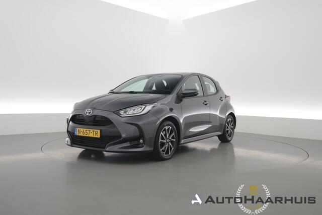 Toyota YARIS 1.5 Hybrid Dynamic | Rijklaar! | Adapt. Cruise | Bluetooth | Keyless | Lane Assist | Camera | All Season