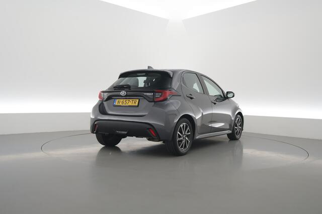 Toyota YARIS 1.5 Hybrid Dynamic | Rijklaar! | Adapt. Cruise | Bluetooth | Keyless | Lane Assist | Camera | All Season