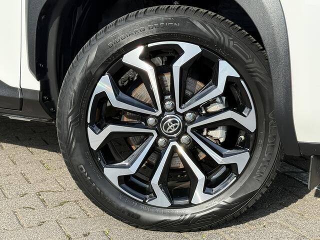 Toyota YARIS Cross 1.5 Hybrid Team D | CarPlay | ACC | Camera | Keyless