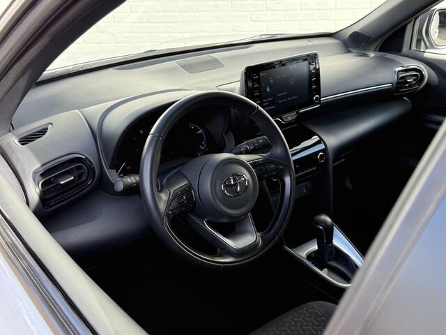 Toyota YARIS Cross 1.5 Hybrid Team D | CarPlay | ACC | Camera | Keyless