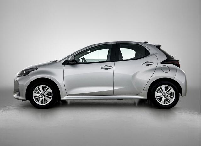 Toyota YARIS 1.5 Hybrid 115 Active | BTW voertuig | Apple CarPlay/Android Auto | Cruise Control Adaptive | Achteruitrijcamera | Bluetooth | Elektrisch verstelbare buitenspiegels |