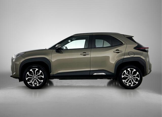 Toyota YARIS Cross 1.5 Hybrid 115 First Edition + | BTW voertuig | Stoel+stuurverwarming | Parkeersensoren voor+achter | Navigatie | Apple CarPlay/Android Auto | Cruise Control Adaptive | Achteruitrijcamera | Bluetooth |