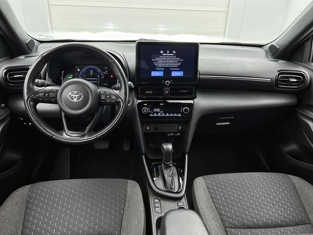 Toyota YARIS Cross 1.5 Hybrid 115 First Edition + | BTW voertuig | Stoel+stuurverwarming | Parkeersensoren voor+achter | Navigatie | Apple CarPlay/Android Auto | Cruise Control Adaptive | Achteruitrijcamera | Bluetooth |