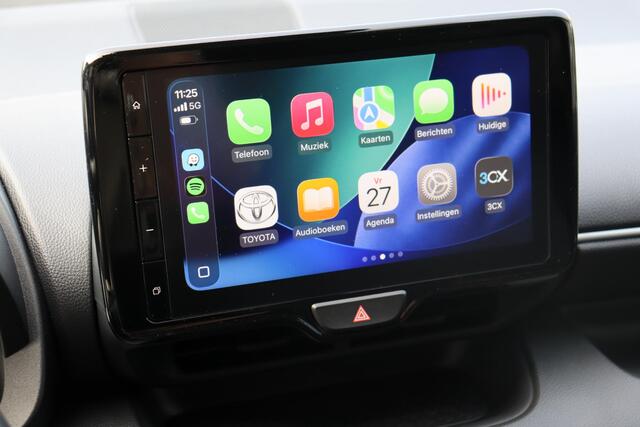 Toyota YARIS 1.5 Hybrid 115 Dynamic Limited Parkeersensoren, Stoelverwarming, Apple Carplay / Android Auto.