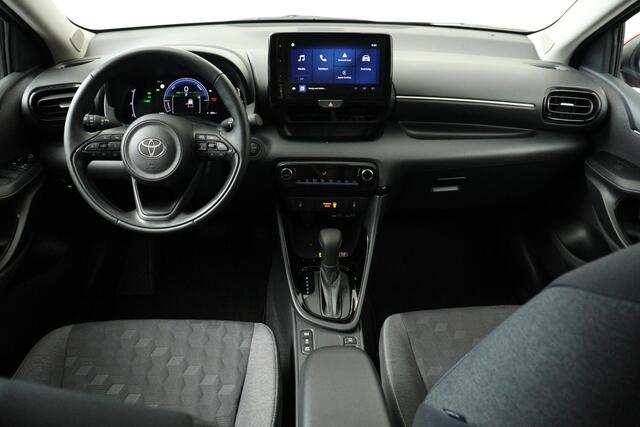 Toyota YARIS 1.5 Hybrid 115 Dynamic, Parkeersensoren 17"LM Velgen, Apple carplay / Android Auto, Stoel & stuurverwarming