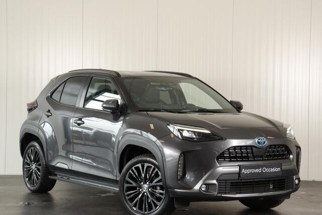 Toyota YARIS Cross 1.5 Hybrid Adventure AWD, Treeplanken