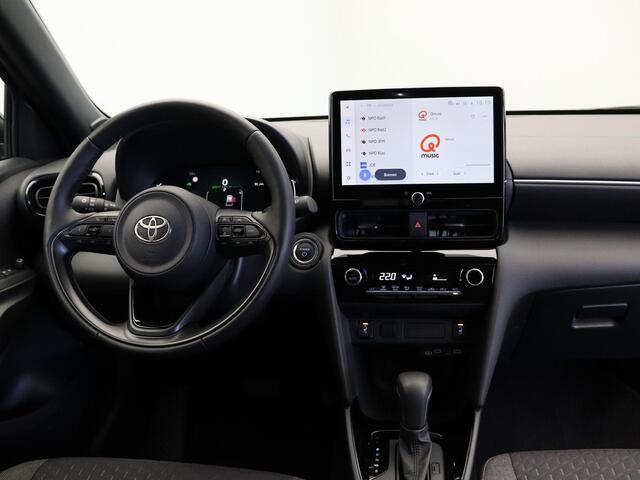 Toyota YARIS Cross 1.5 Hybrid 115 Dynamic | Stoelverwarming | Stuurwielverwarming | Apple Carplay & Android Auto |