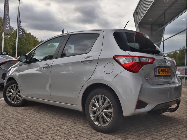 Toyota YARIS 1.5 Hybrid Dynamic | All-season banden | afneembare trekhaak | Clima control |