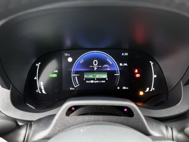 Toyota YARIS Cross 1.5 Hybrid 115 Dynamic Demo