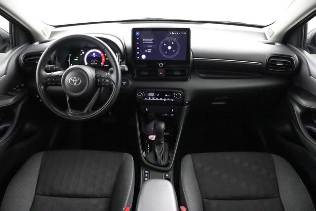 Toyota YARIS 1.5 Hybrid 115 Dynamic | Stoel verwarming | Stuurwiel verwarming | Parkeer sensoren |