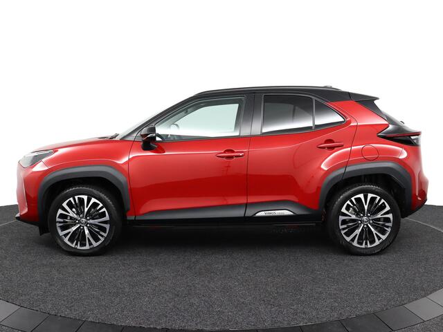 Toyota YARIS Cross 1.5 Hybrid 130 Executive | Premium Pack | Apple Carplay/Android Auto | parkeer sensoren v/a |