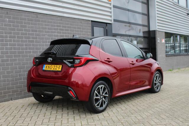 Toyota YARIS 1.5 Hybrid Executive / Bi Tone / Keyless / Carplay