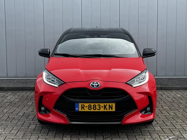 Toyota YARIS 1.5 Hybrid Executive Carplay Android auto Stoelverwarming Dealer onderhouden