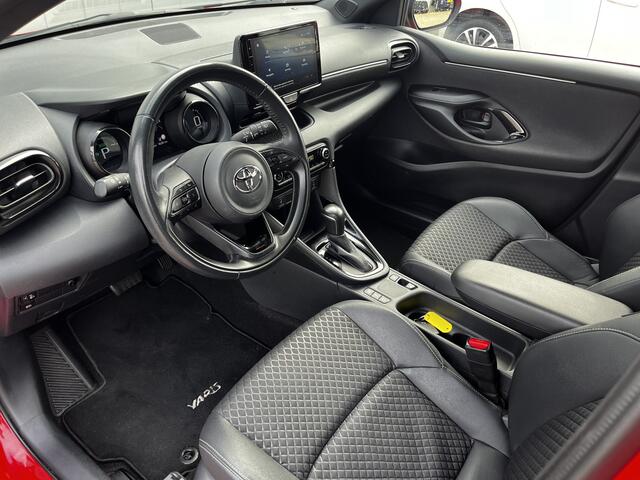 Toyota YARIS 1.5 Hybrid Executive Carplay Android auto Stoelverwarming Dealer onderhouden