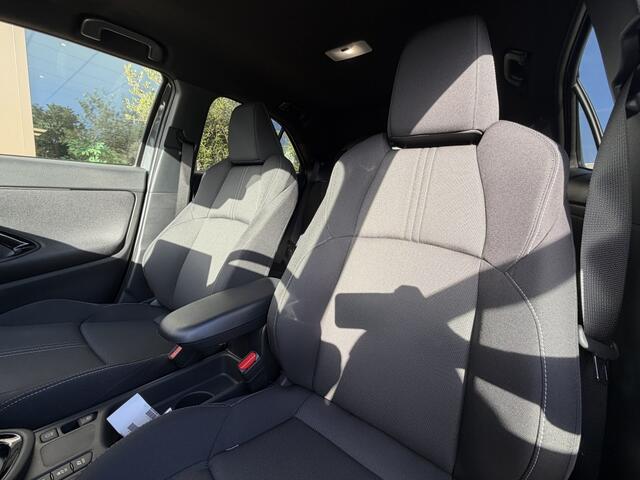 Toyota YARIS Cross 1.5 Hybr 130 First | Comfort Pack | Uit Voorraad Leverbaar |